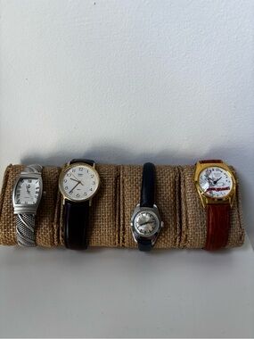 Mixed watches, all need battery except Bugs